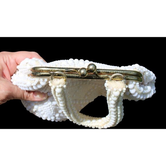 Vintage White Beaded Purse With Handle & Gold Clasp - Picture 5 of 11